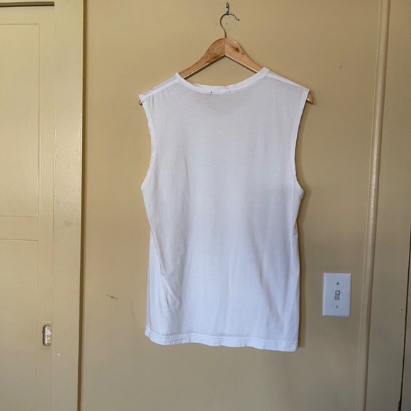 White Top - Picture 2 of 5